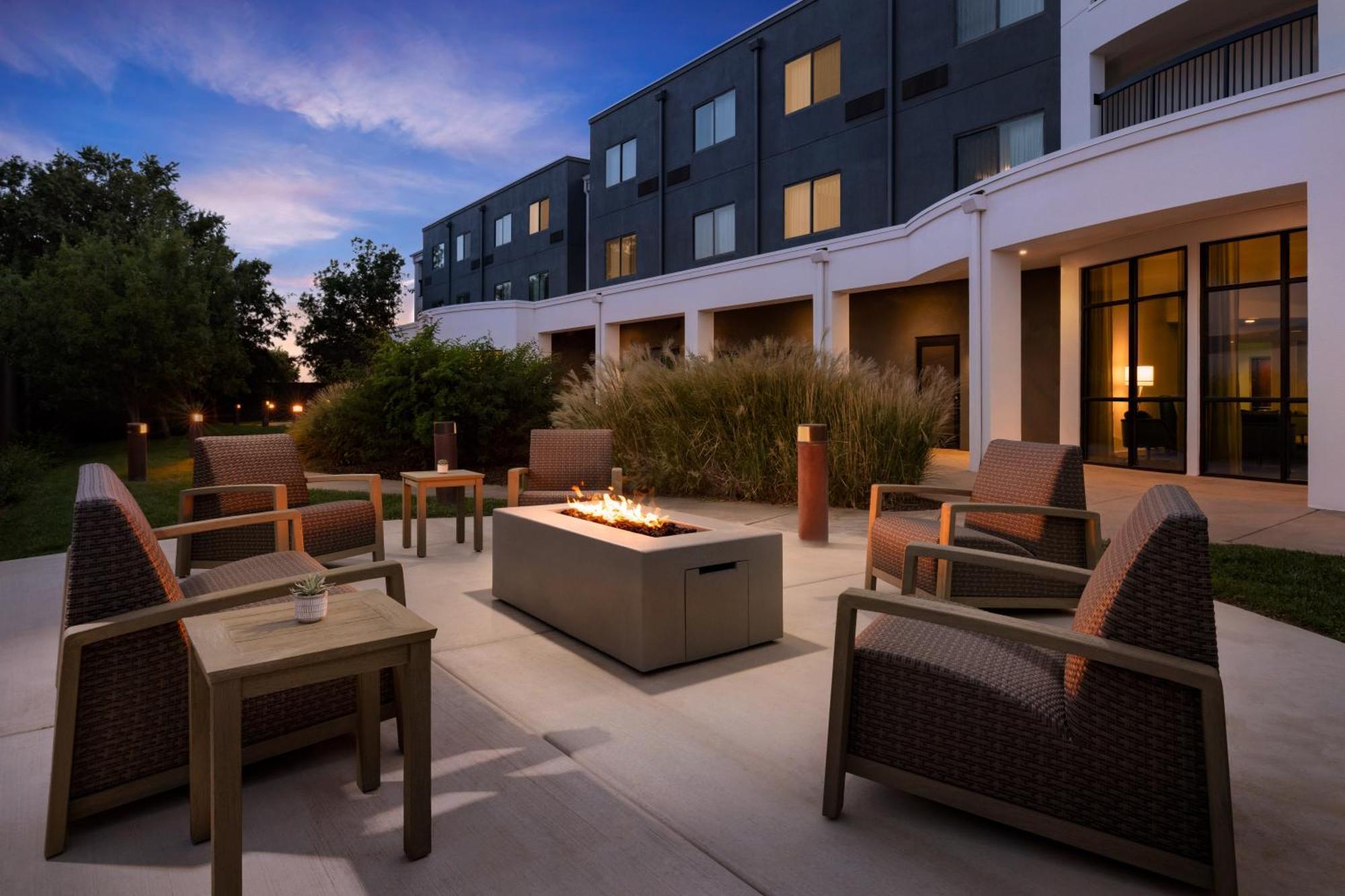 Courtyard By Marriott Amarillo West/Medical Center Hotel Exterior foto